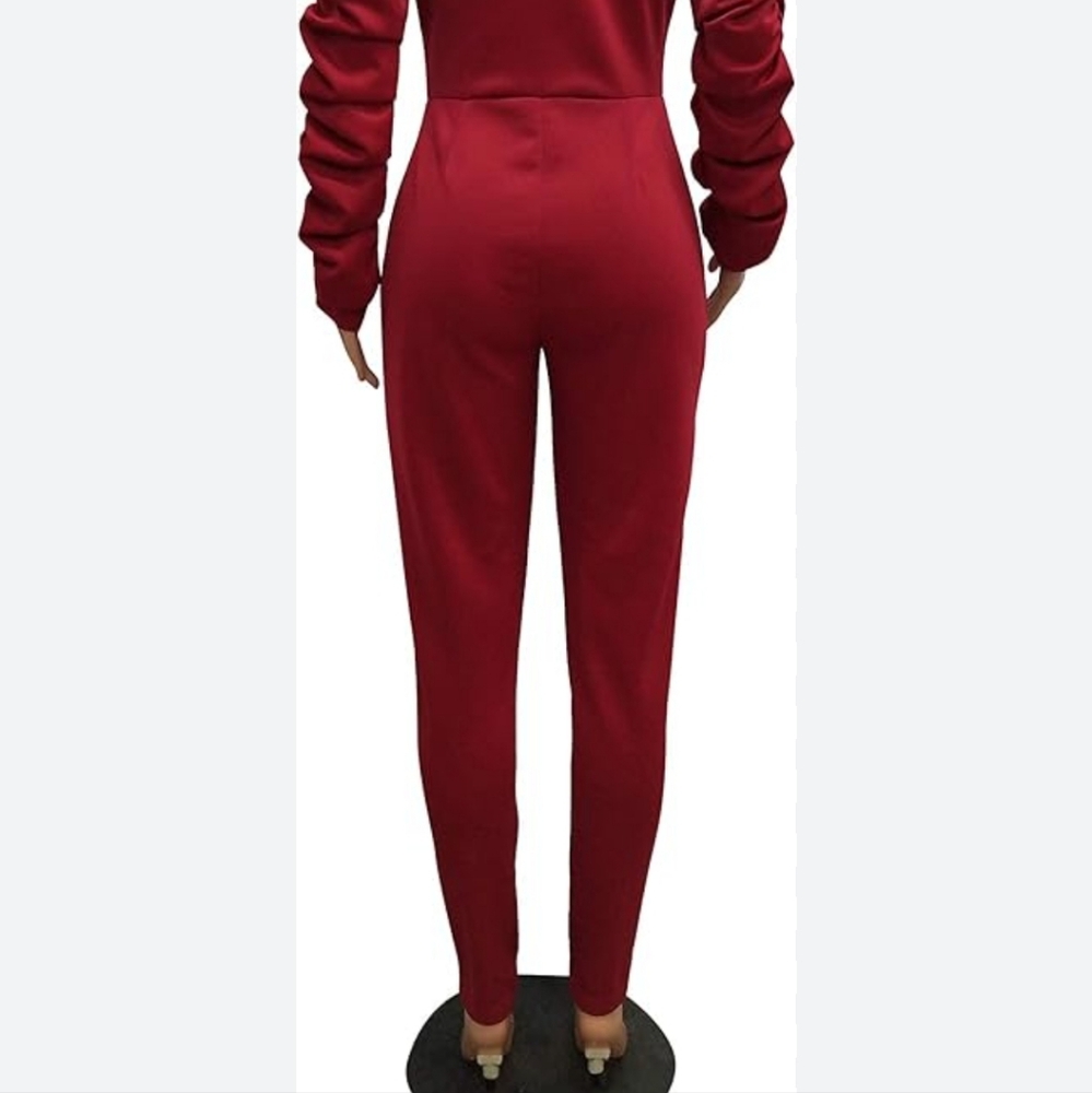 Clothes - Picture 6 of 16